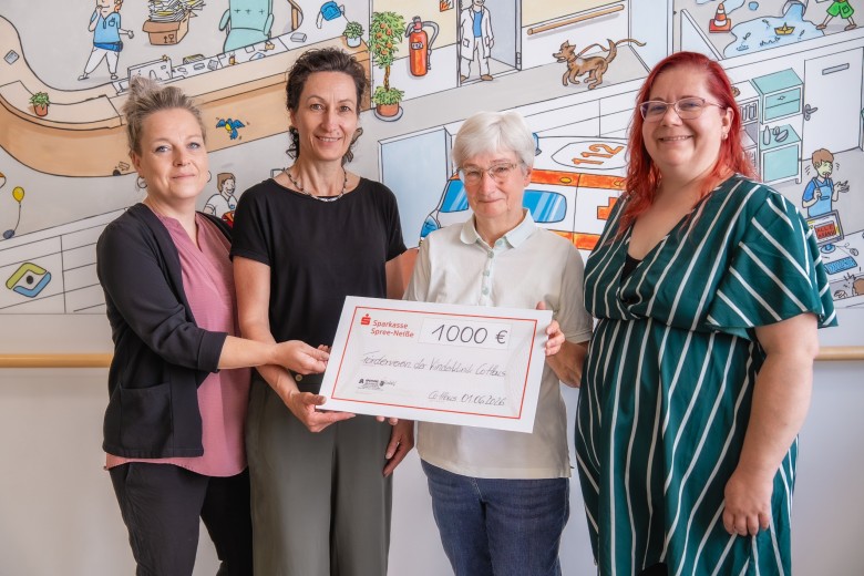 Spende Apotheke Kinderklinik 1